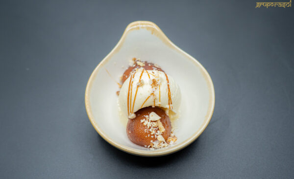 GULAB JAMUN WITH ICE CREAM