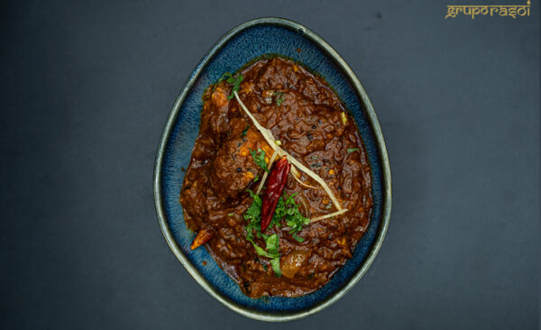 CHICKEN KOHLAPURI***